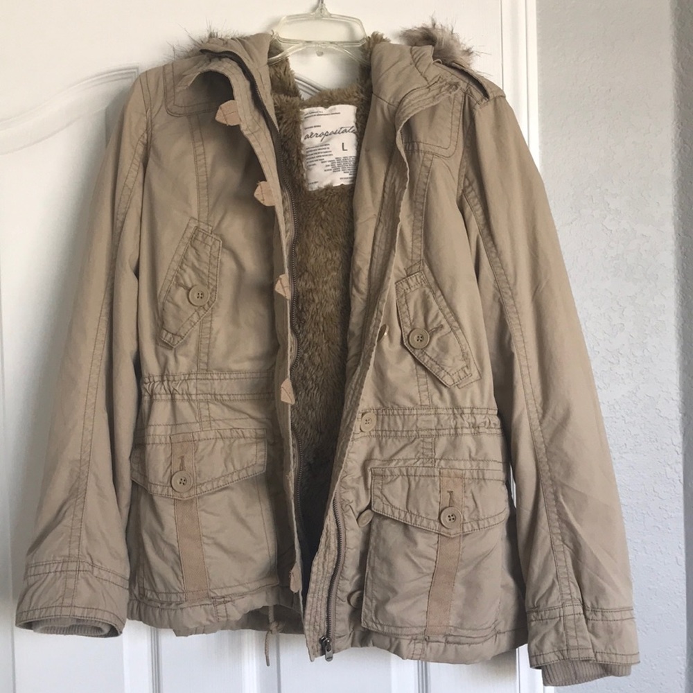 Aeropostale jacket with detachable fur hood